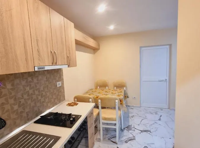 House 3*